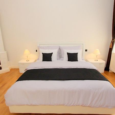 Luxury Apartments Krocinova ปราก ภายนอก รูปภาพ