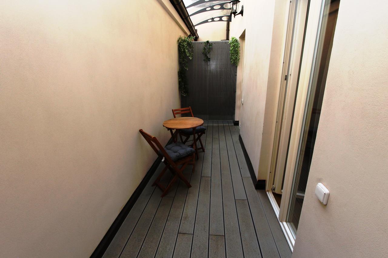 Luxury Apartments Krocinova ปราก ภายนอก รูปภาพ